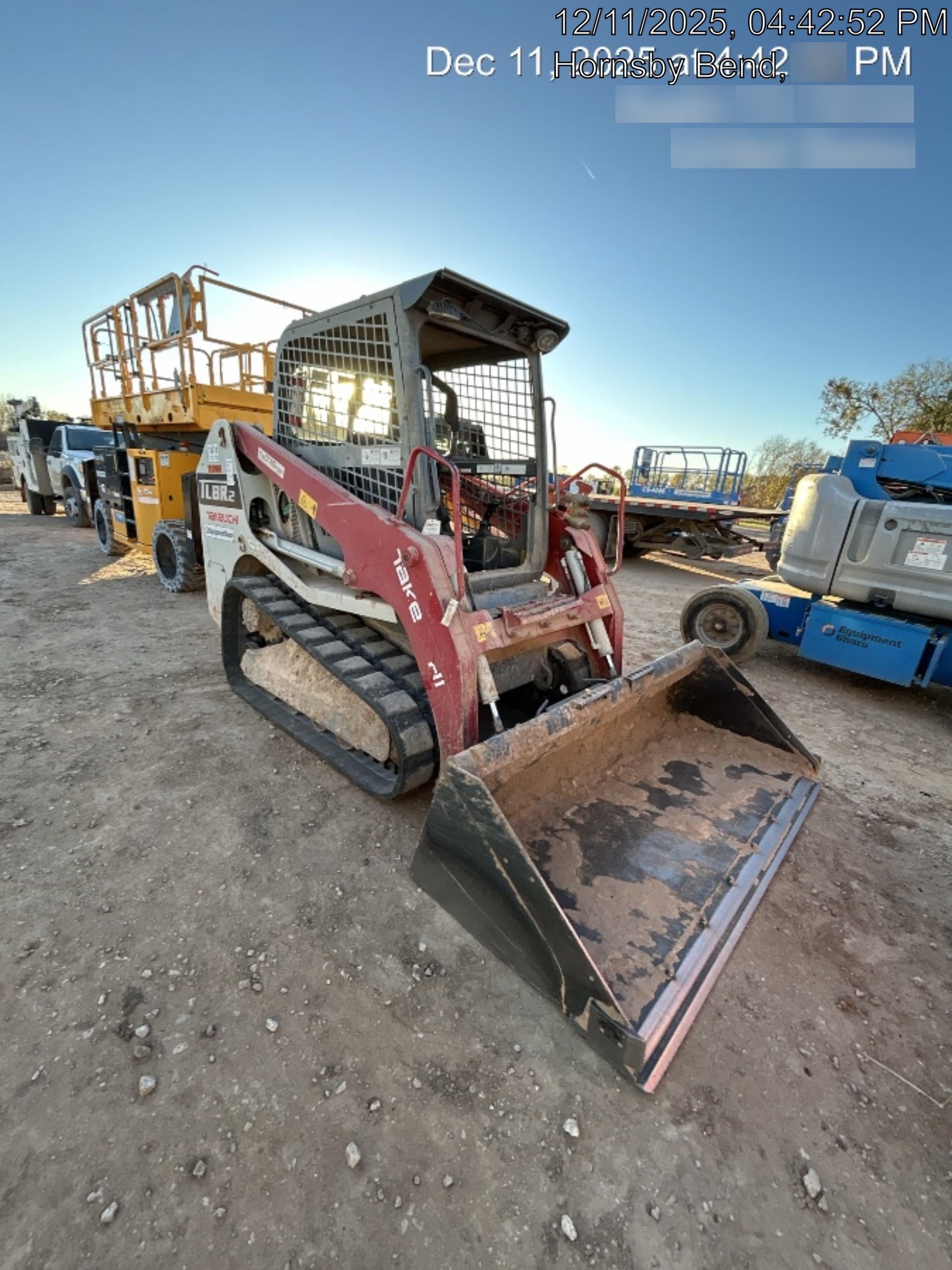 2020 Takeuchi TL8R2-R Canopy, Manual QC