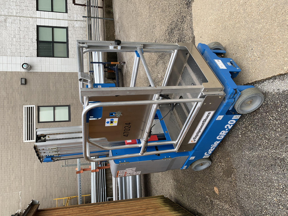 2019 GENIE GR-20