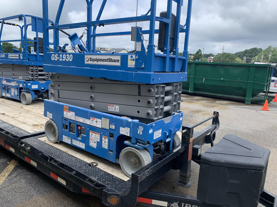 2020 Genie GS-1930 Fixed rails with chain entry gate - Pre A92.20