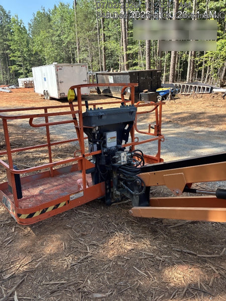 2022 JLG 660SJ