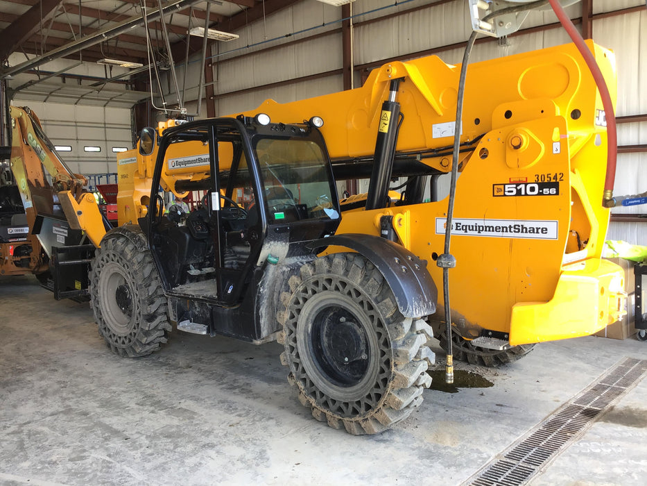 2019 JCB 510-56 Open ROPS, 74 HP, Solid Tires, Worklights, Beacon, Aux Hydraulics, Lifting Eye 72" Carriage/60" Forks