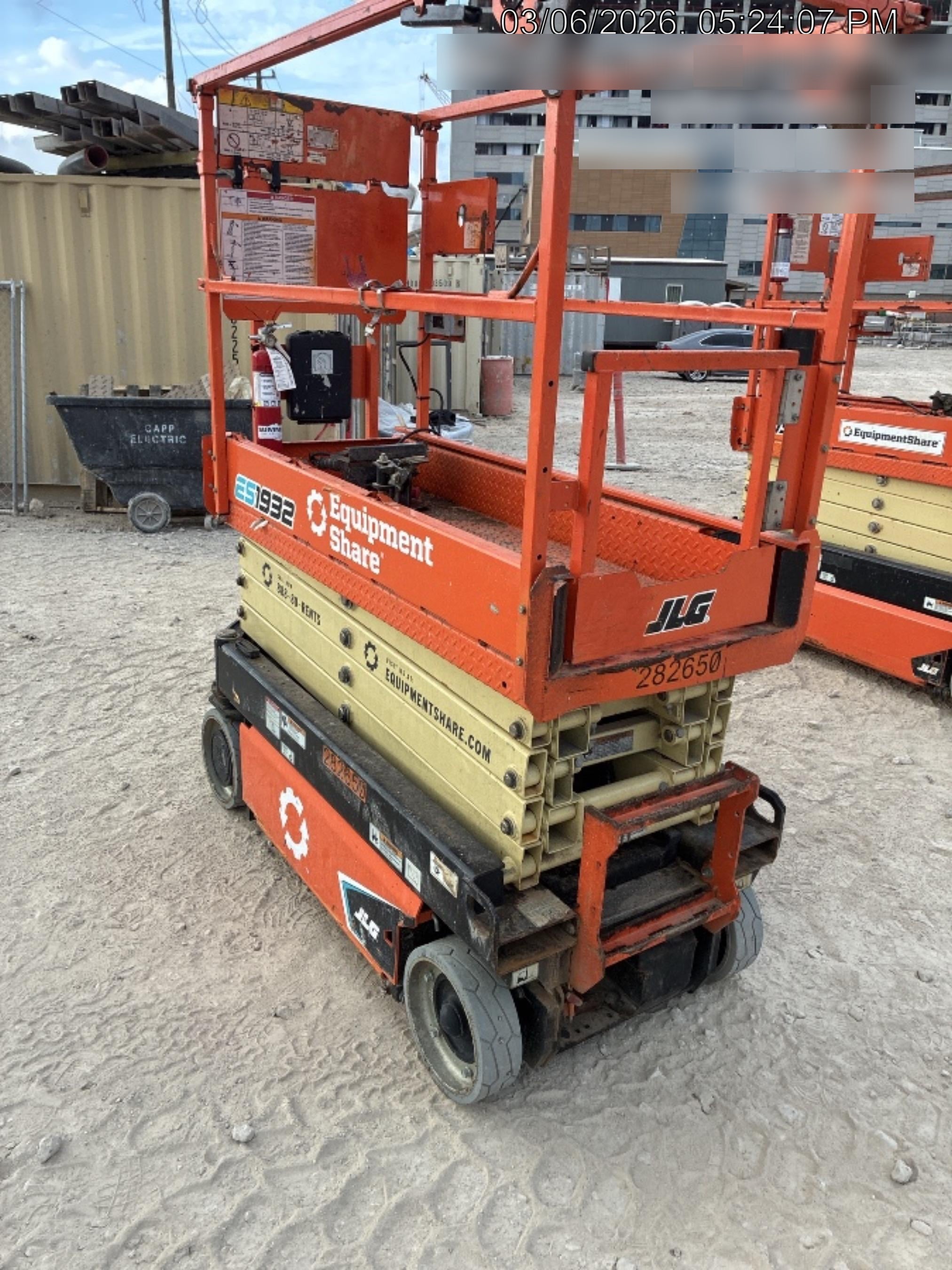 2022 JLG ES1932