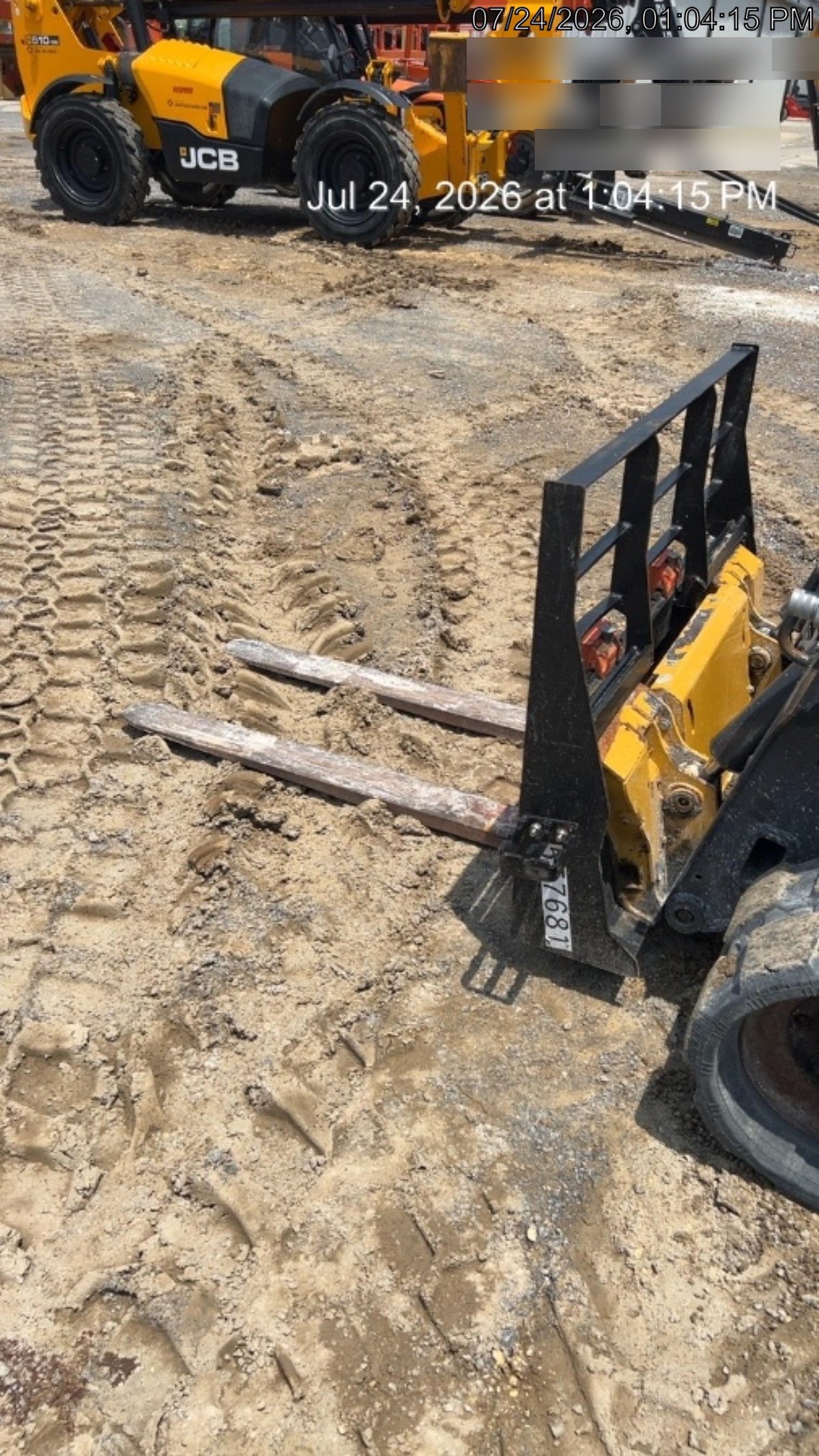 2025 ARROW MATERIAL HANDLING F5100CB - 72"