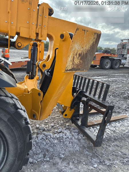 2025 JCB 512-56