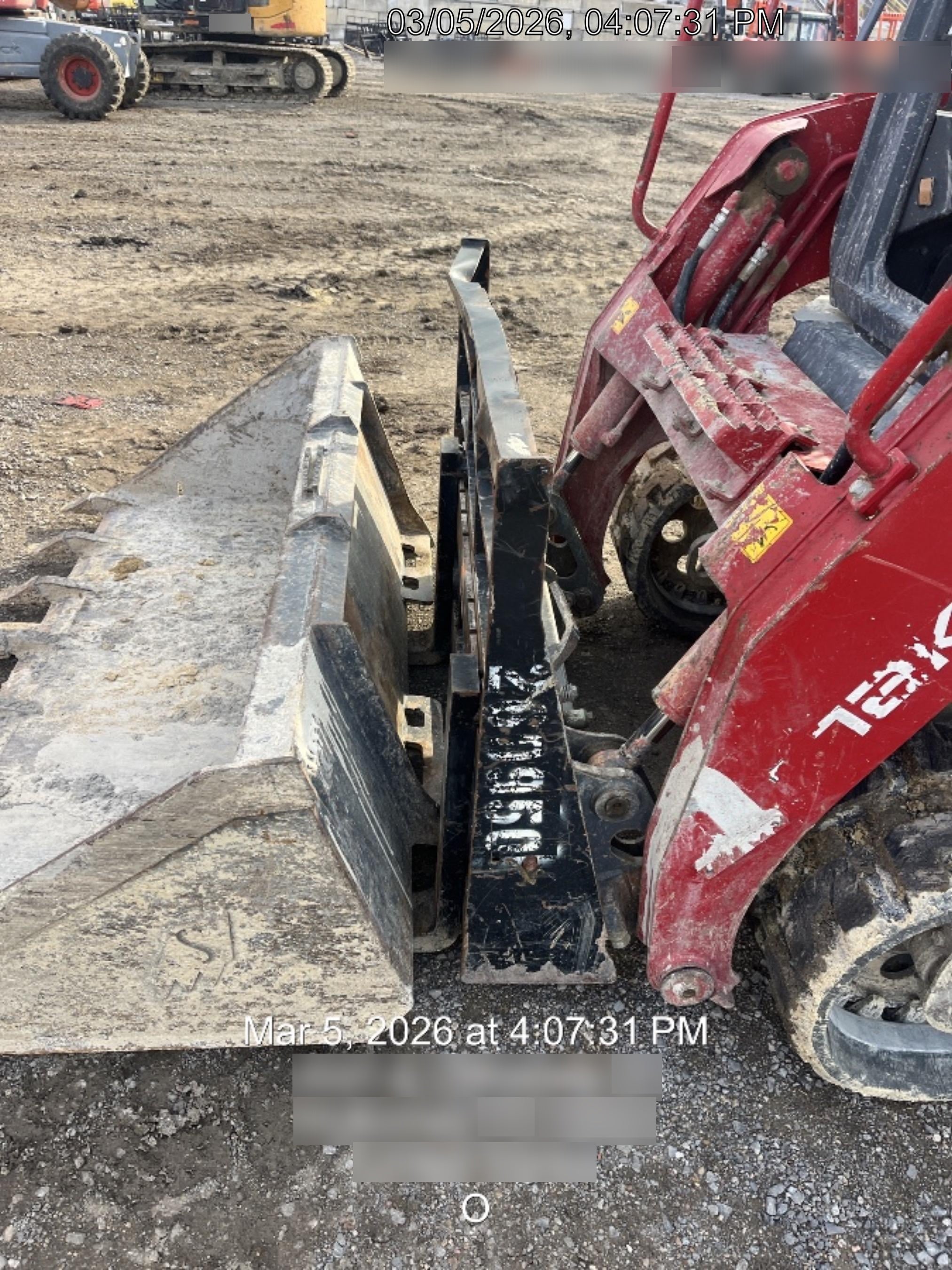 2022 ARROW MATERIAL HANDLING 48" Pallet Forks - Arrow