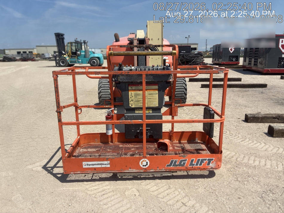 2019 JLG 450AJ