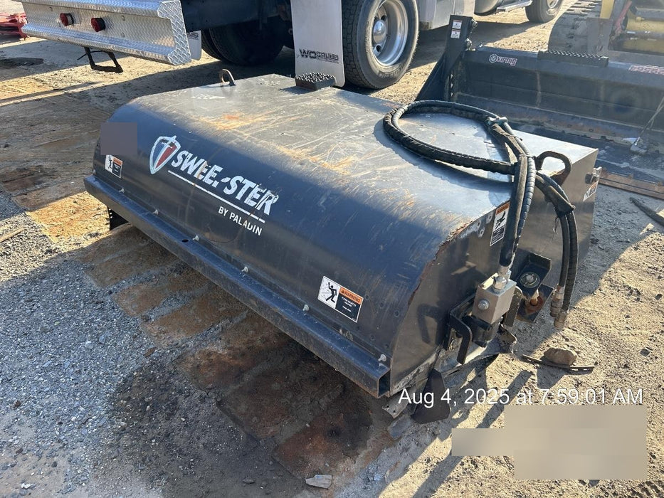 2020 PALADIN Sweepster SB72