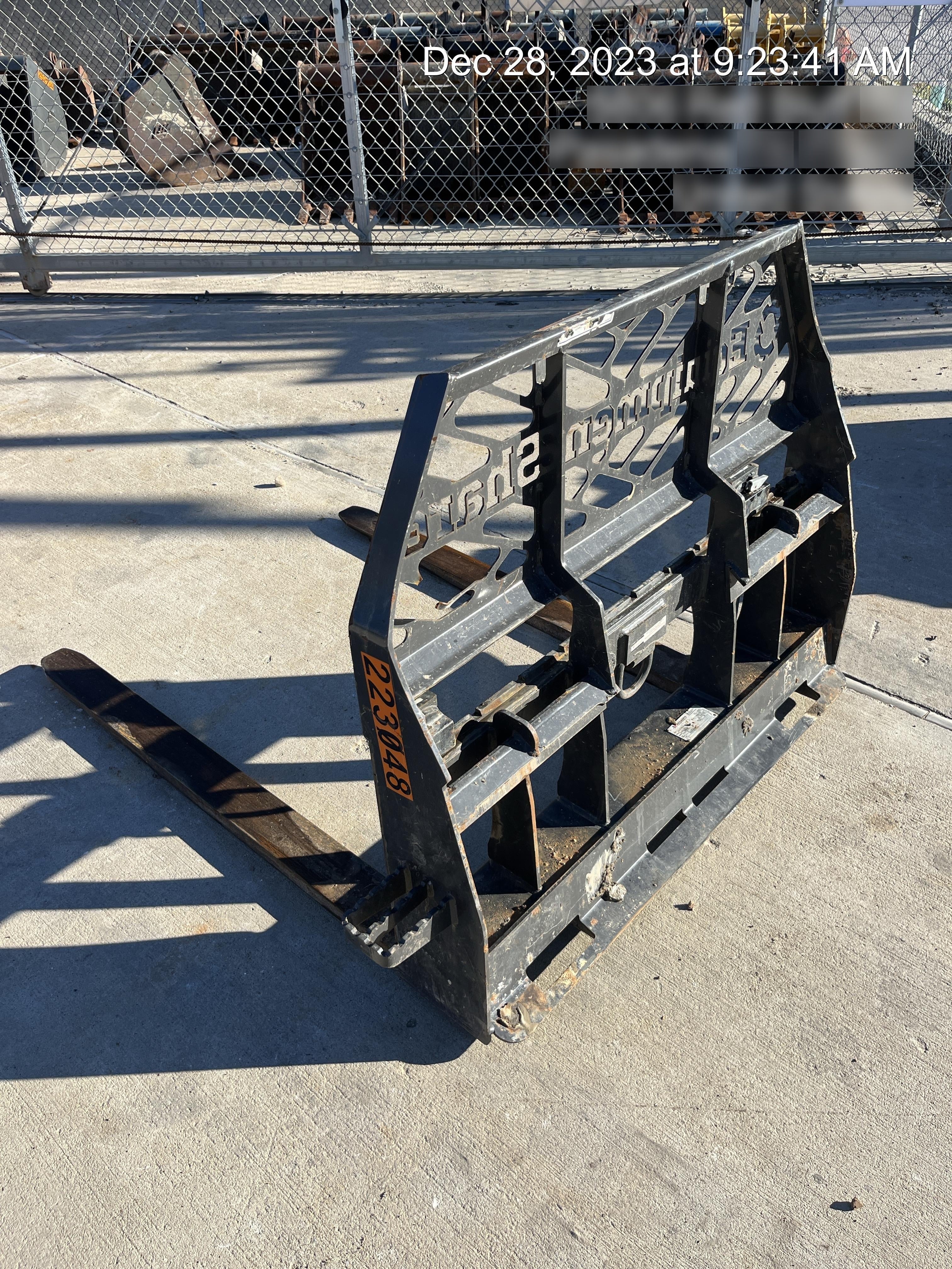 2022 PALADIN 48" Pallet Forks - Paladin
