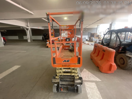 2025 JLG ES1932