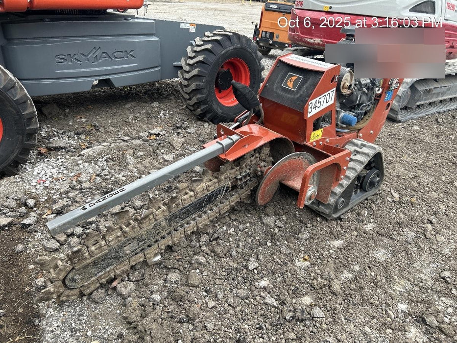 2023 DITCH WITCH C24XA