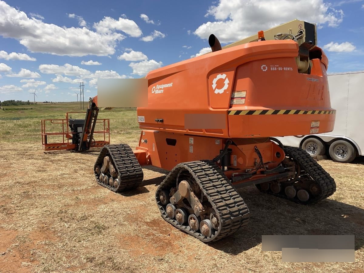 2022 JLG 660SJ Quad Track