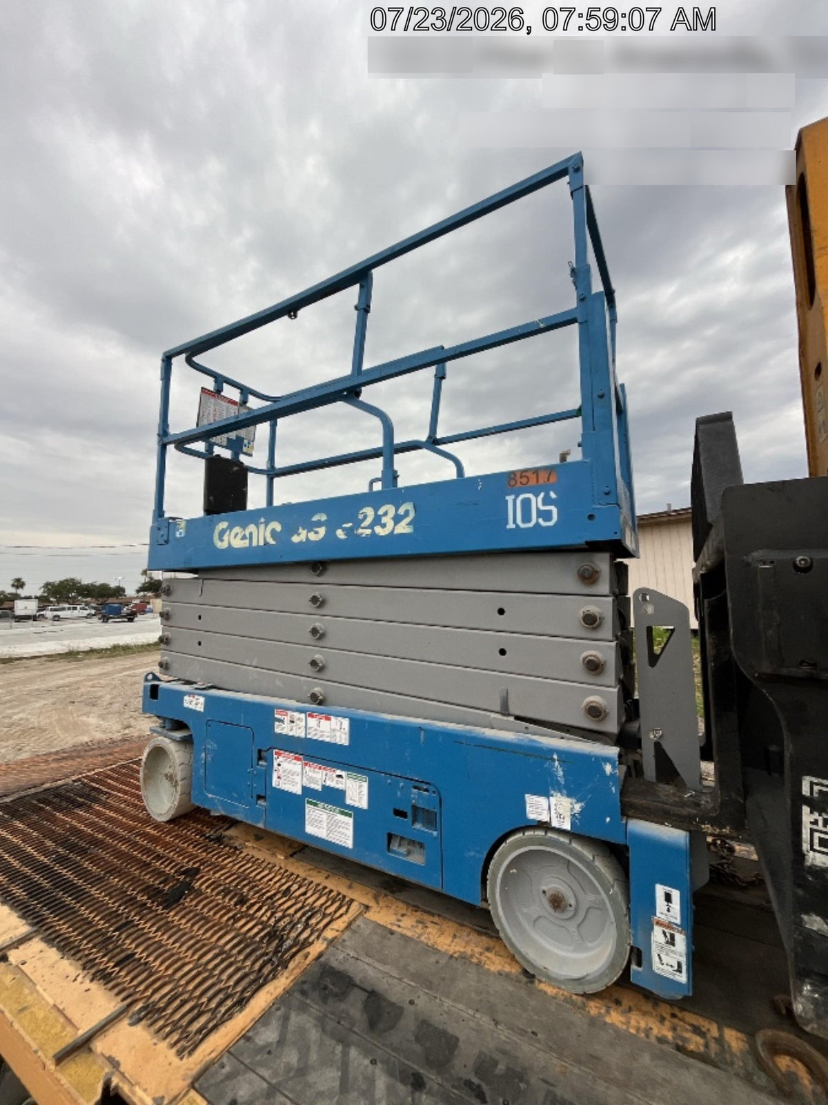 2018 Genie GS-3232 Genie GS3232 Lift w/Folding Rails and Swing Gate