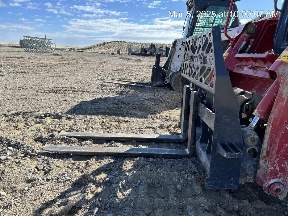 2022 PALADIN 48" Pallet Forks - Paladin