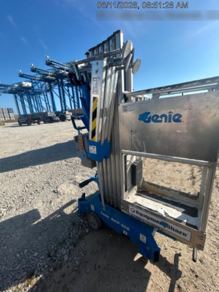 2021 GENIE AWP-30S DC