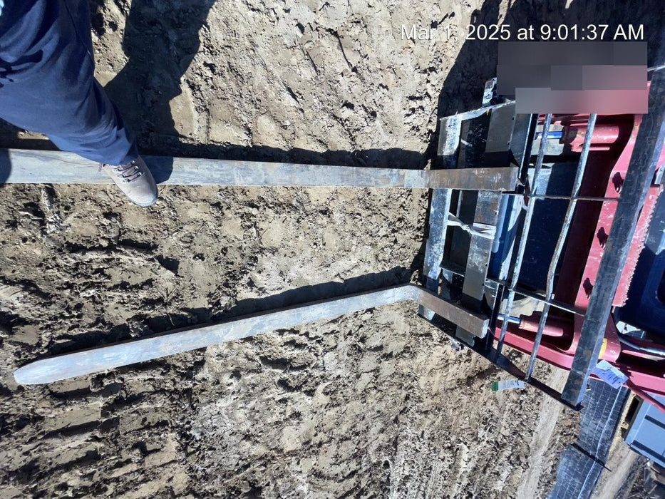 2022 ARROW MATERIAL HANDLING 72" Pallet Forks - Arrow