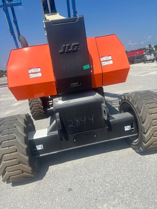2025 JLG 800AJ