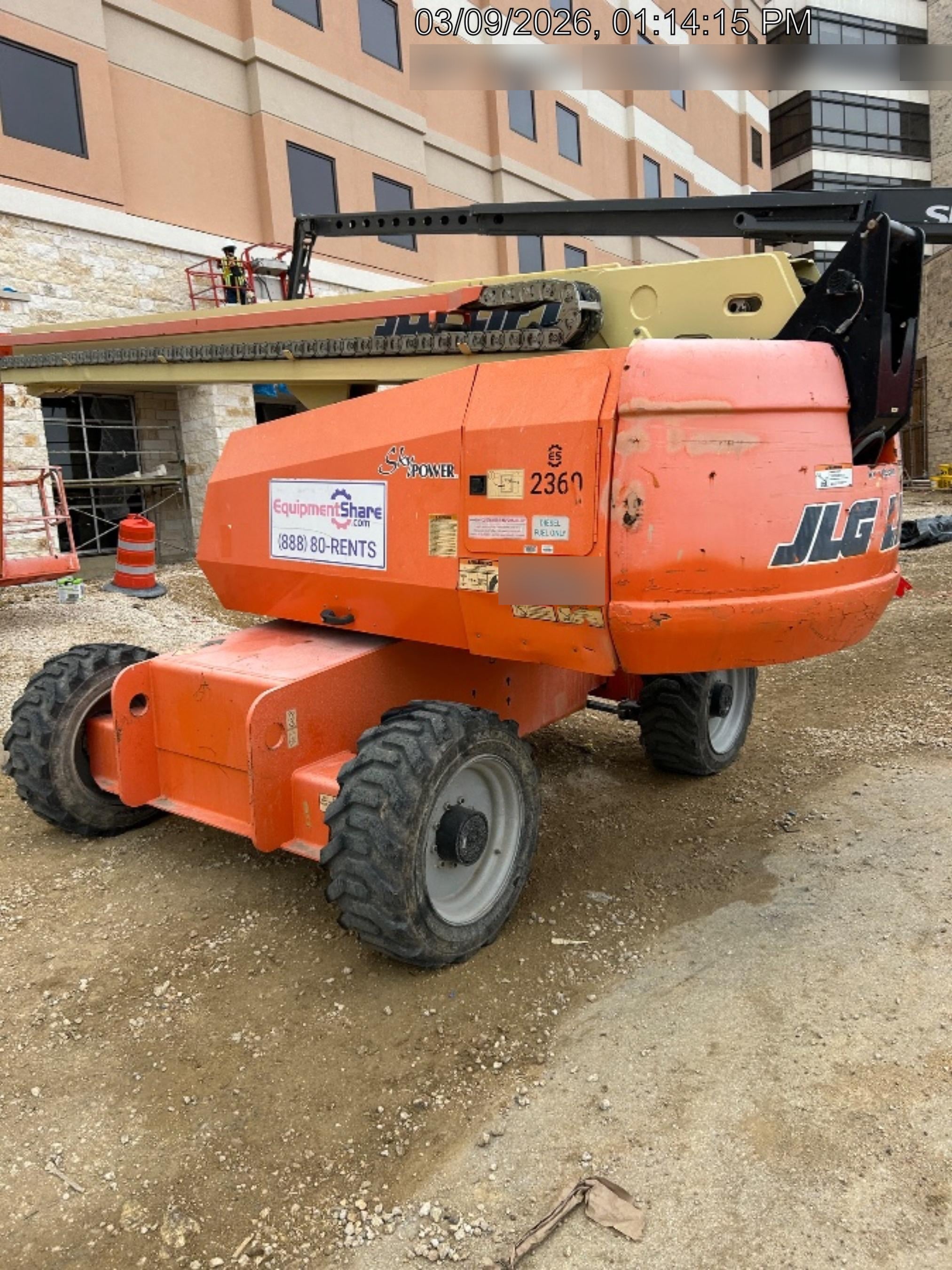 2016 JLG 660SJ