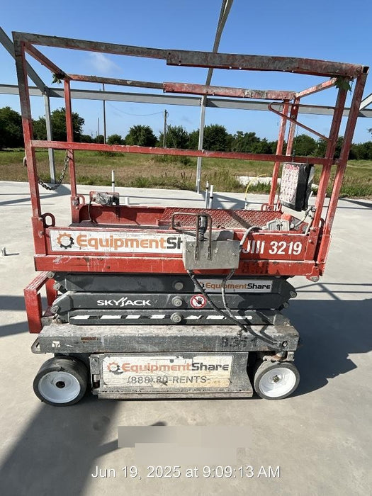 2018 SKYJACK SJIII-3219