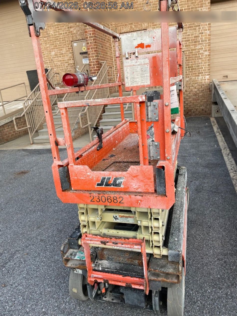 2022 JLG ES1932