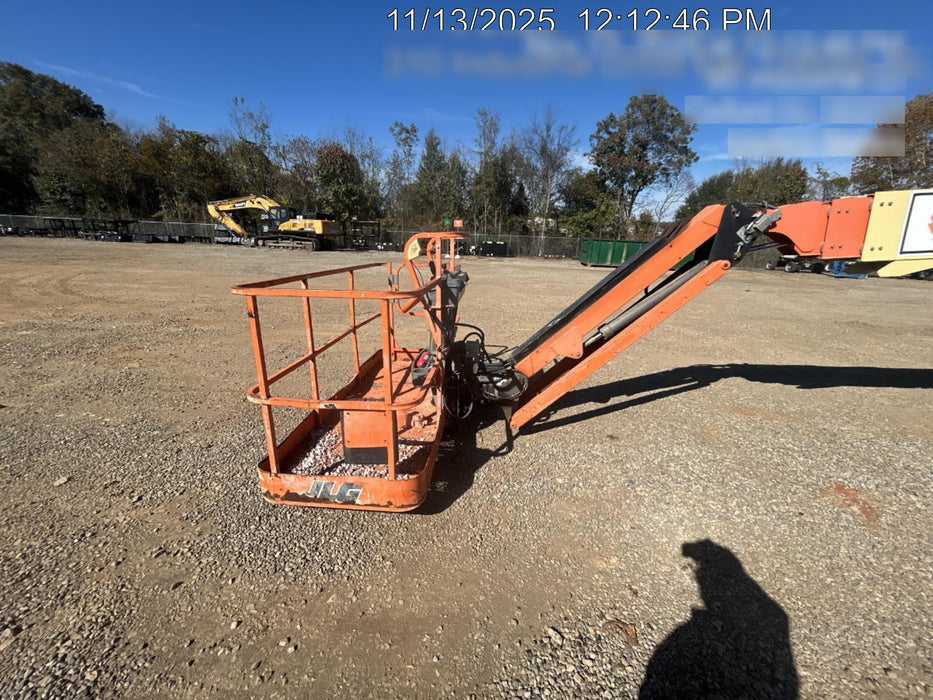 2020 JLG 660SJ