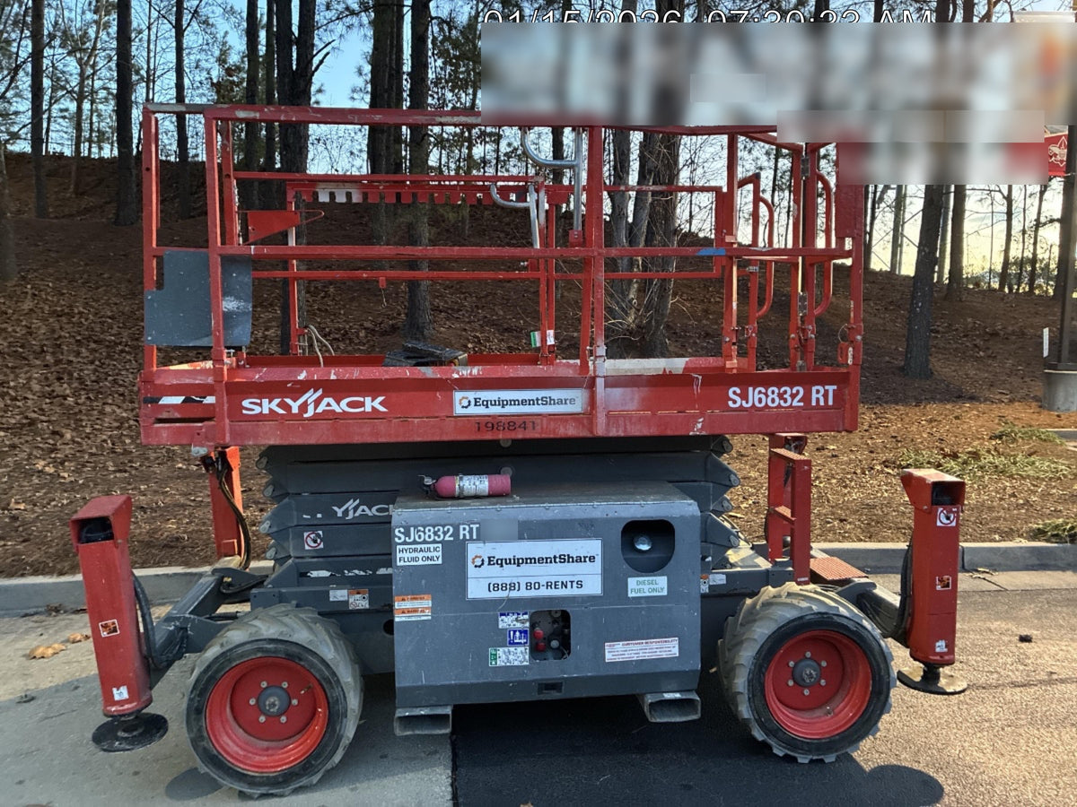 2021 SKYJACK SJ6832 RT