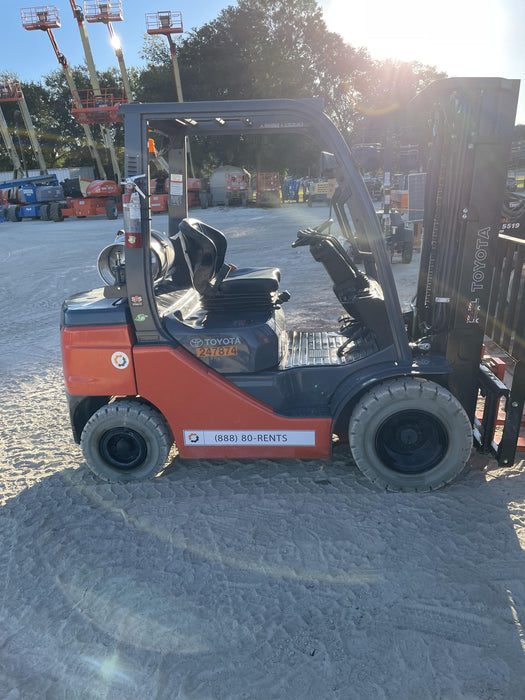 2022 TOYOTA 50-8FGU25