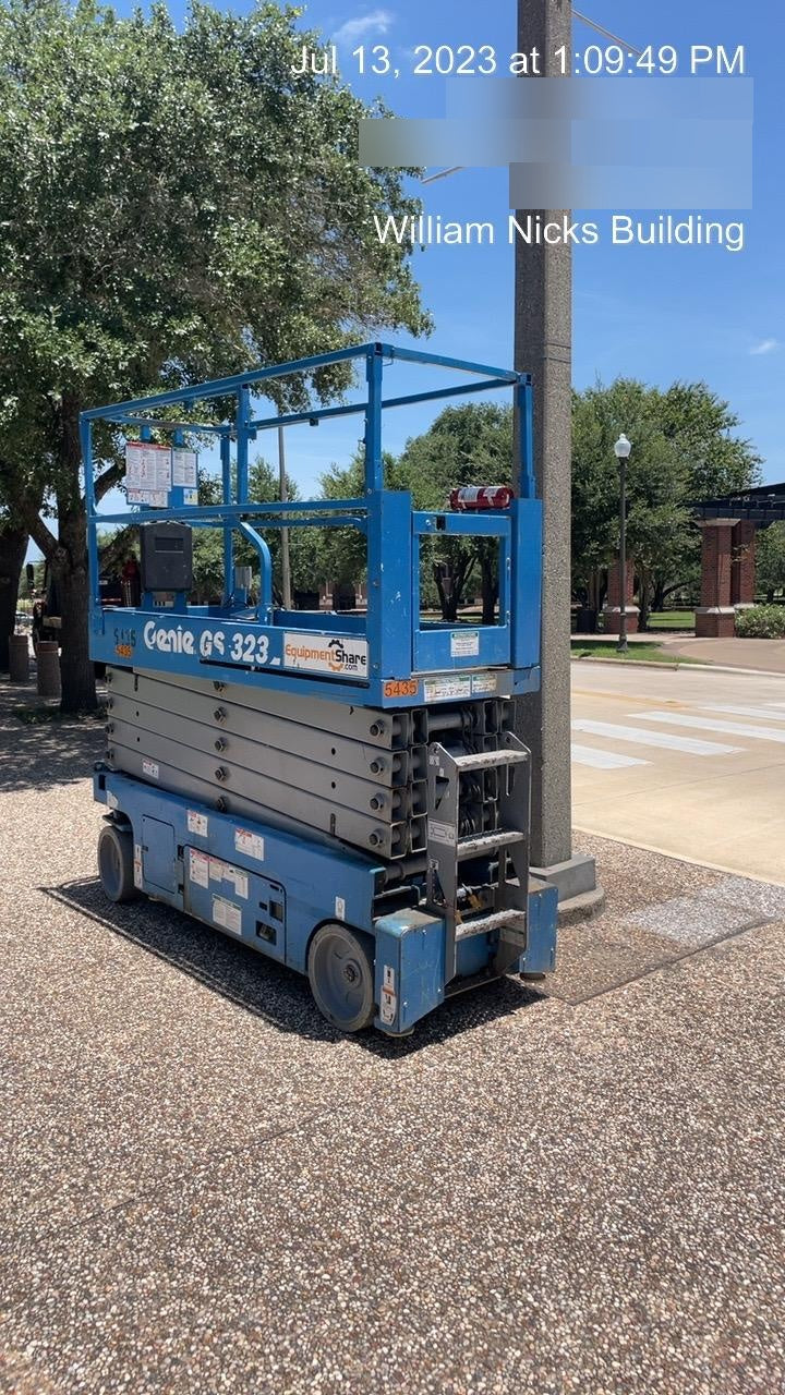 2017 GENIE GS-3232