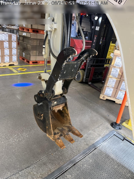 2023 TAKEUCHI TB20e