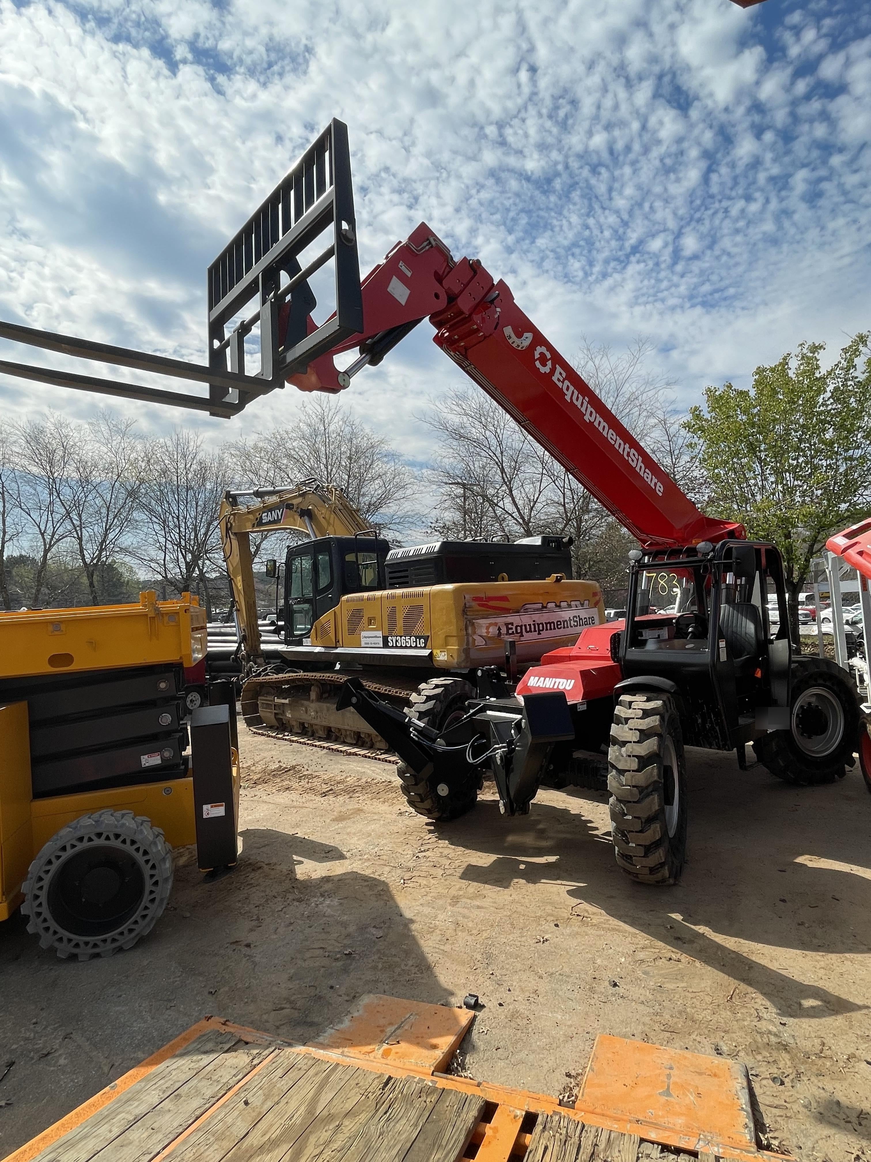 2023 MANITOU MTA10055
