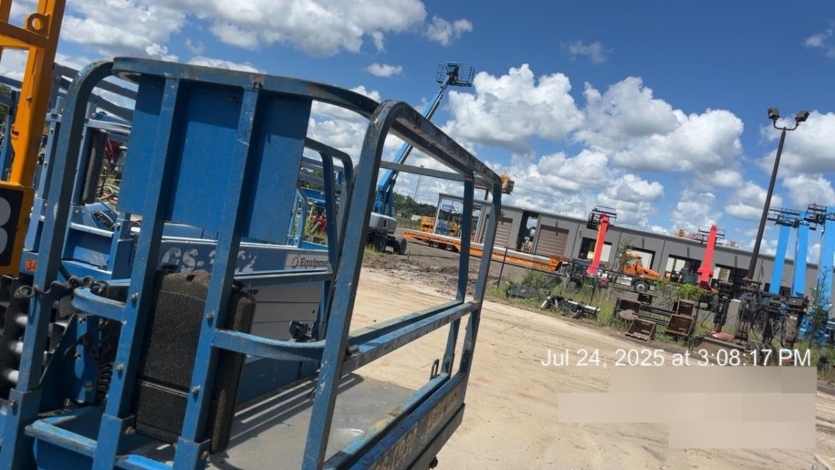 2020 Genie GS-1930 Fixed rails with chain entry gate - Pre A92.20