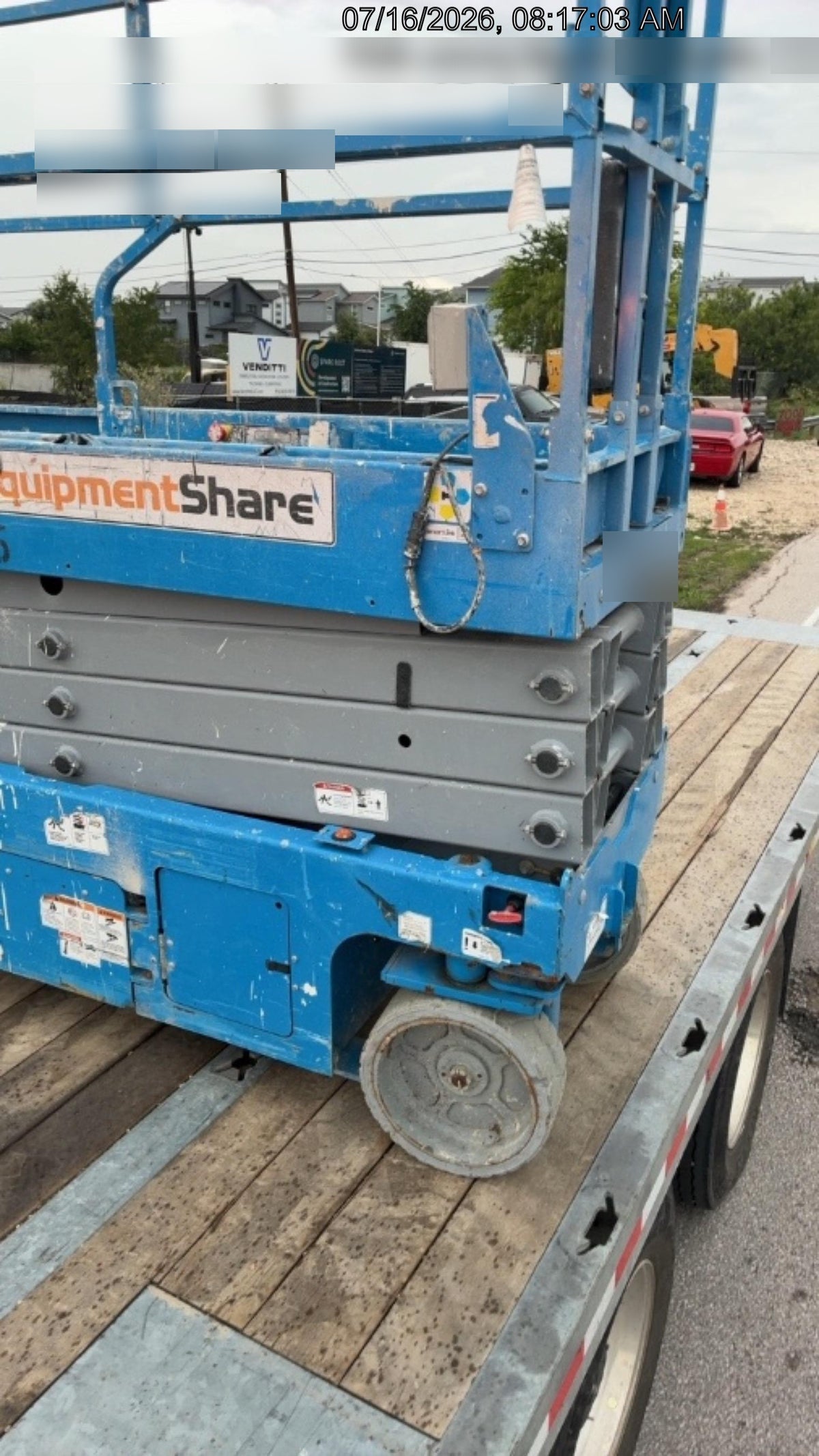 2019 Genie GS-2632 Folding rails with half height swing gate