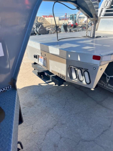 2022 JLG ES1330L