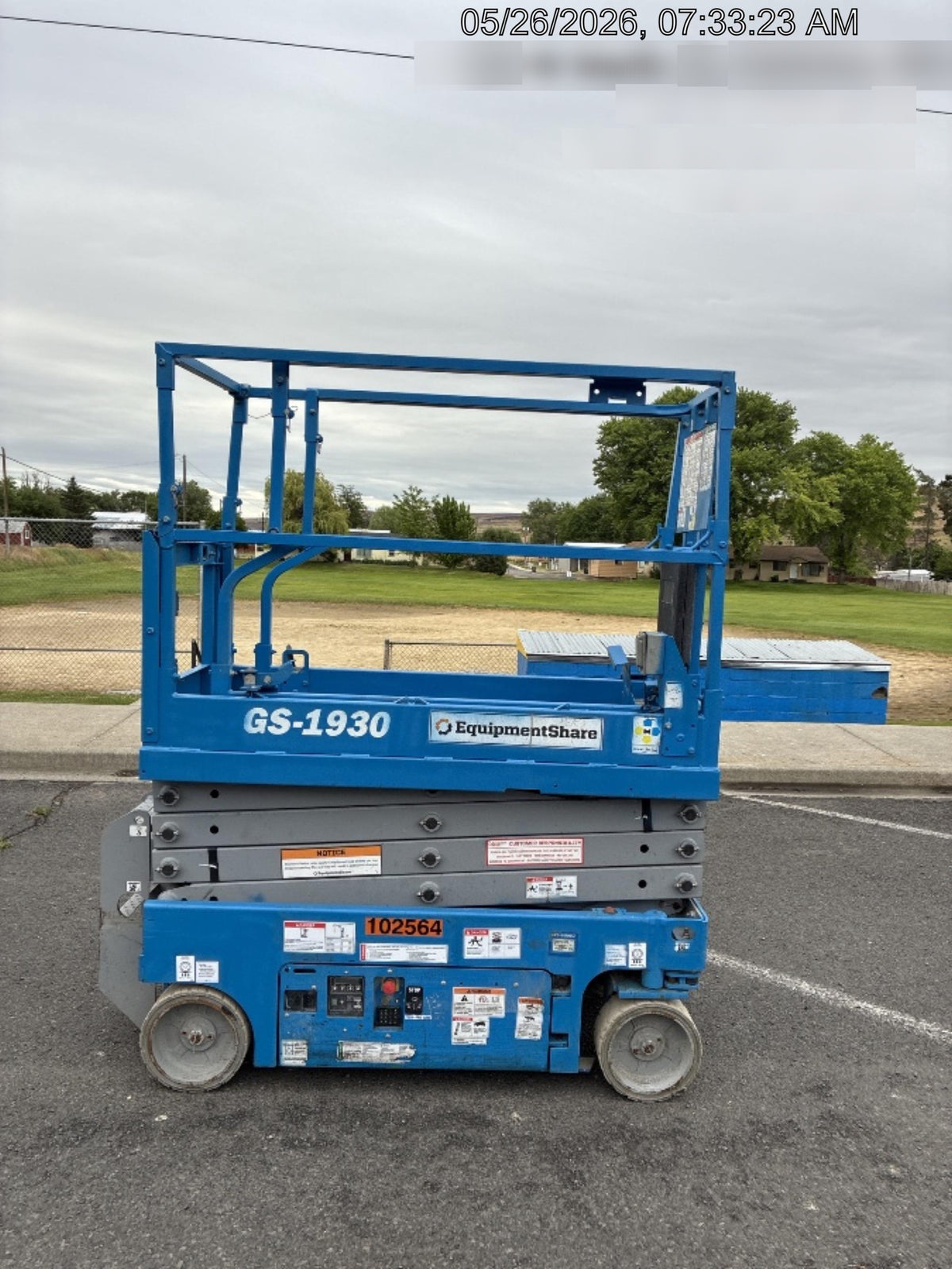 2020 Genie GS-1930 Solid Non Marking Tires, Beacon, Folding rails with half height swing gate, 800W Inverter