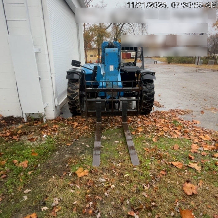 2018 Genie GTH-636 Genie GTH-636 w/Open ROPS, Work Lights, Solid Tires, RH Cab Mesh, Beacon, 48" Carriage and Forks