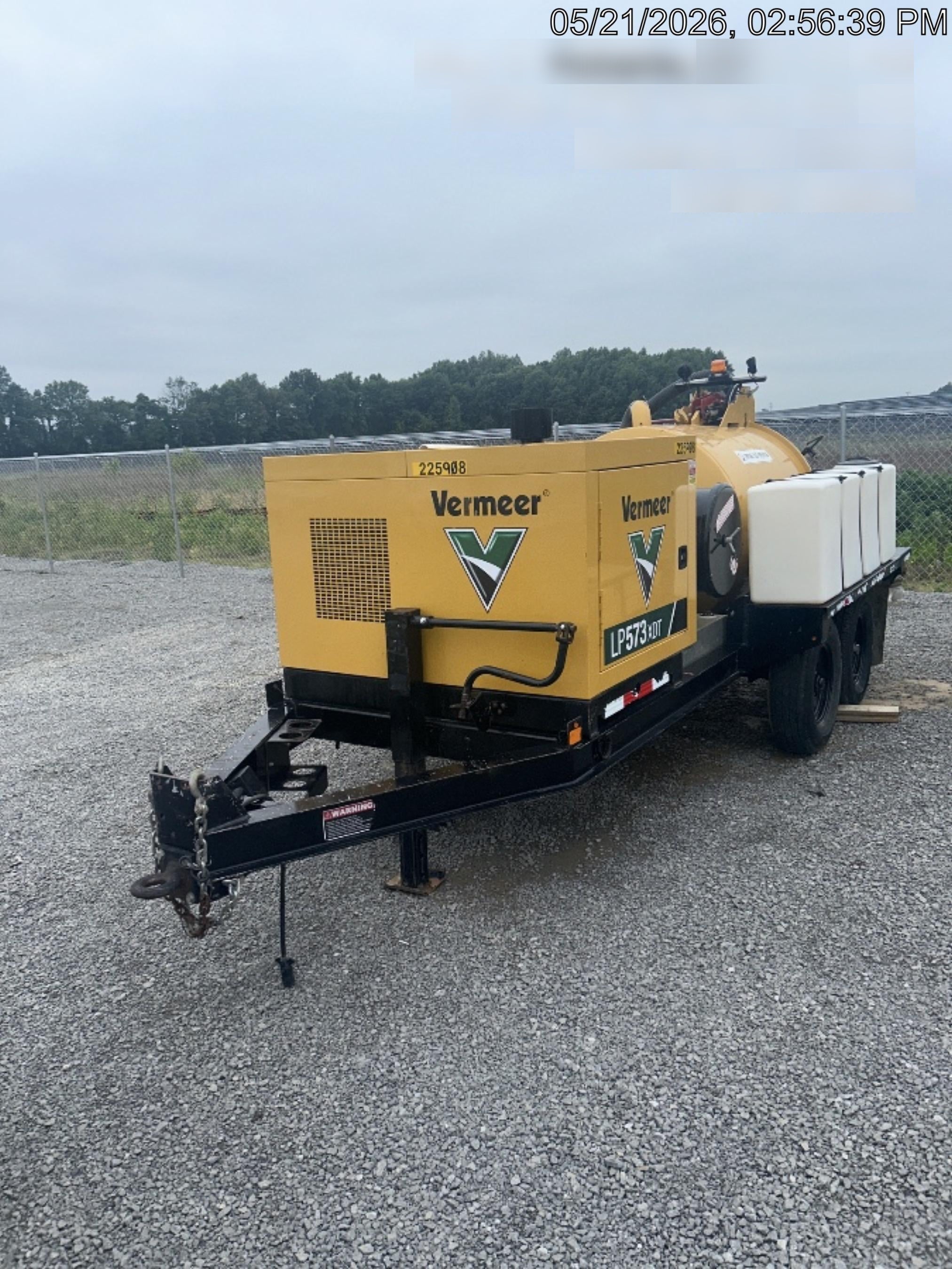 2022 Vac-Tron LP573XDT T4 Koehler Diesel Engine, 500 Gallon Debris Tank, x2 100 Gallon Water Tanks