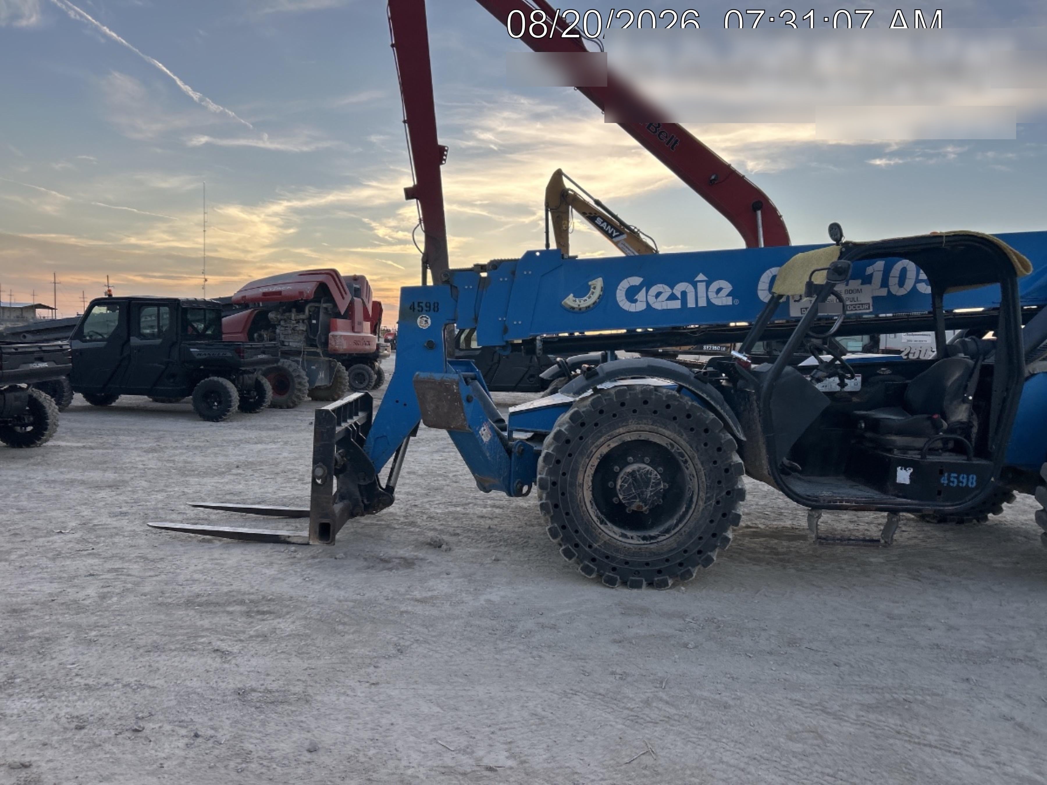 2017 Genie GTH-1056 Genie GTH1056, Solid Tires, 60" carriage, Light Kit, Open ROPS