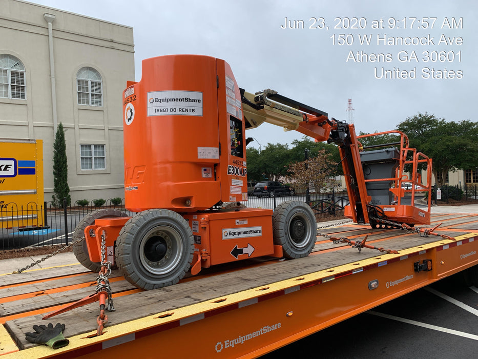 2019 JLG E300AJP