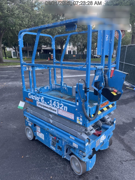 2023 GENIE GS-1432