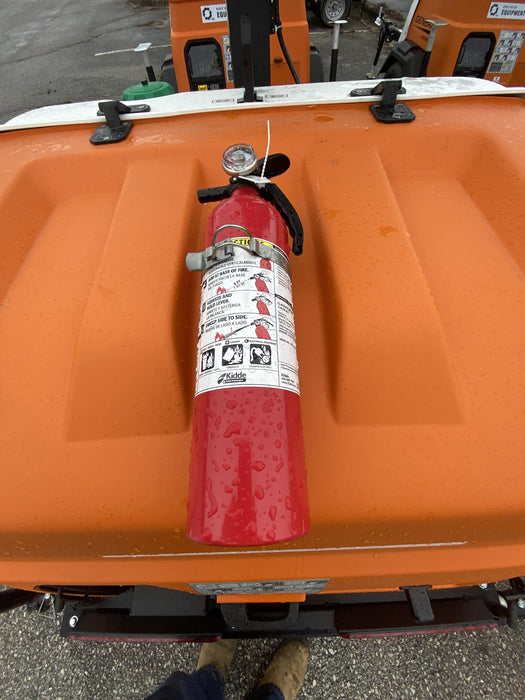 2024 Generac MLT2 Diesel, Flex Switch 120V Input, Powerzone Controller, 
(4) 320W LED Lights, 4kW Generator, 39.9 Gal Fuel Tank, 2" Ball, T3