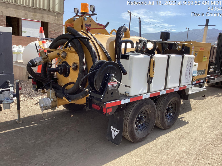 2022 VAC-TRON LP573XDT