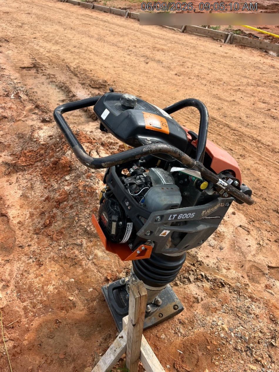 2024 HUSQVARNA LT6005