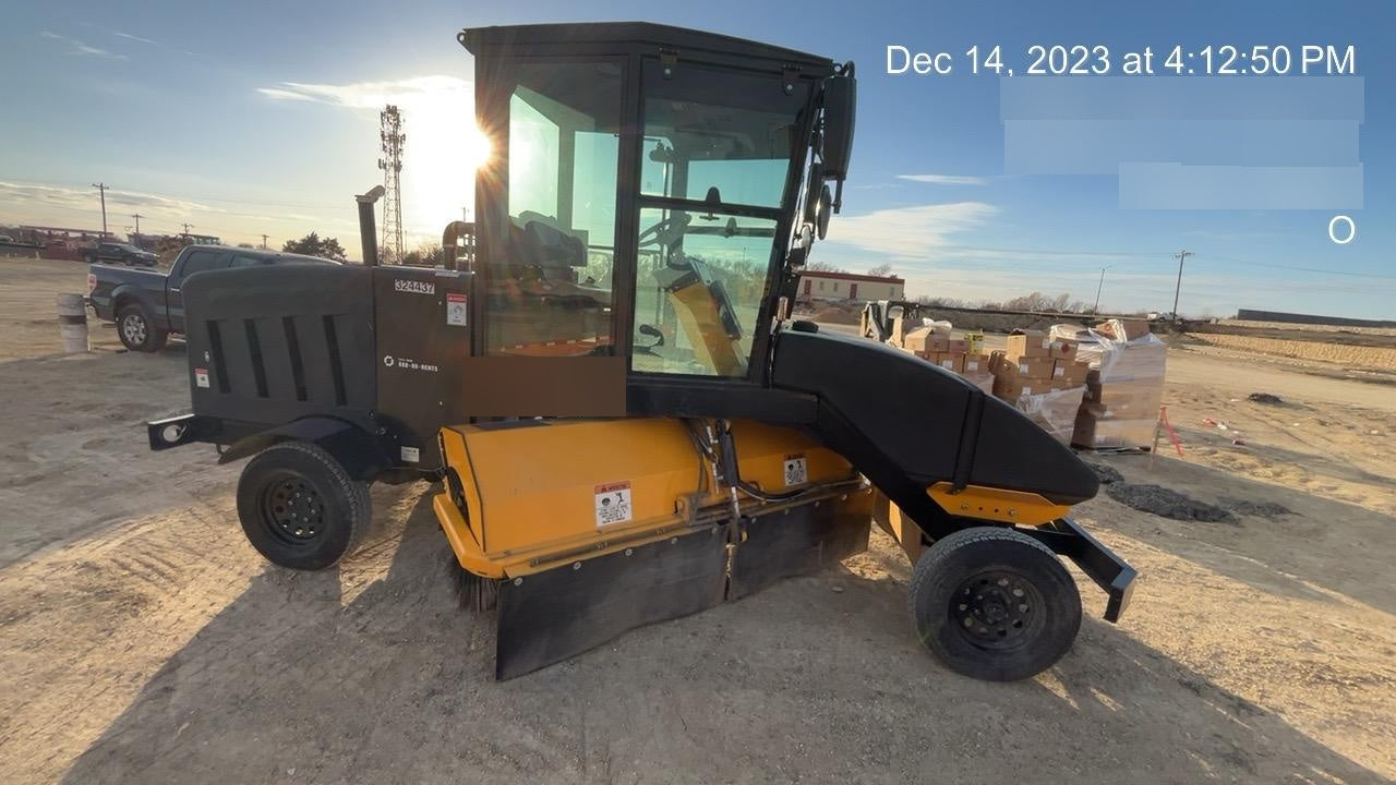 2023 LAYMOR SM450