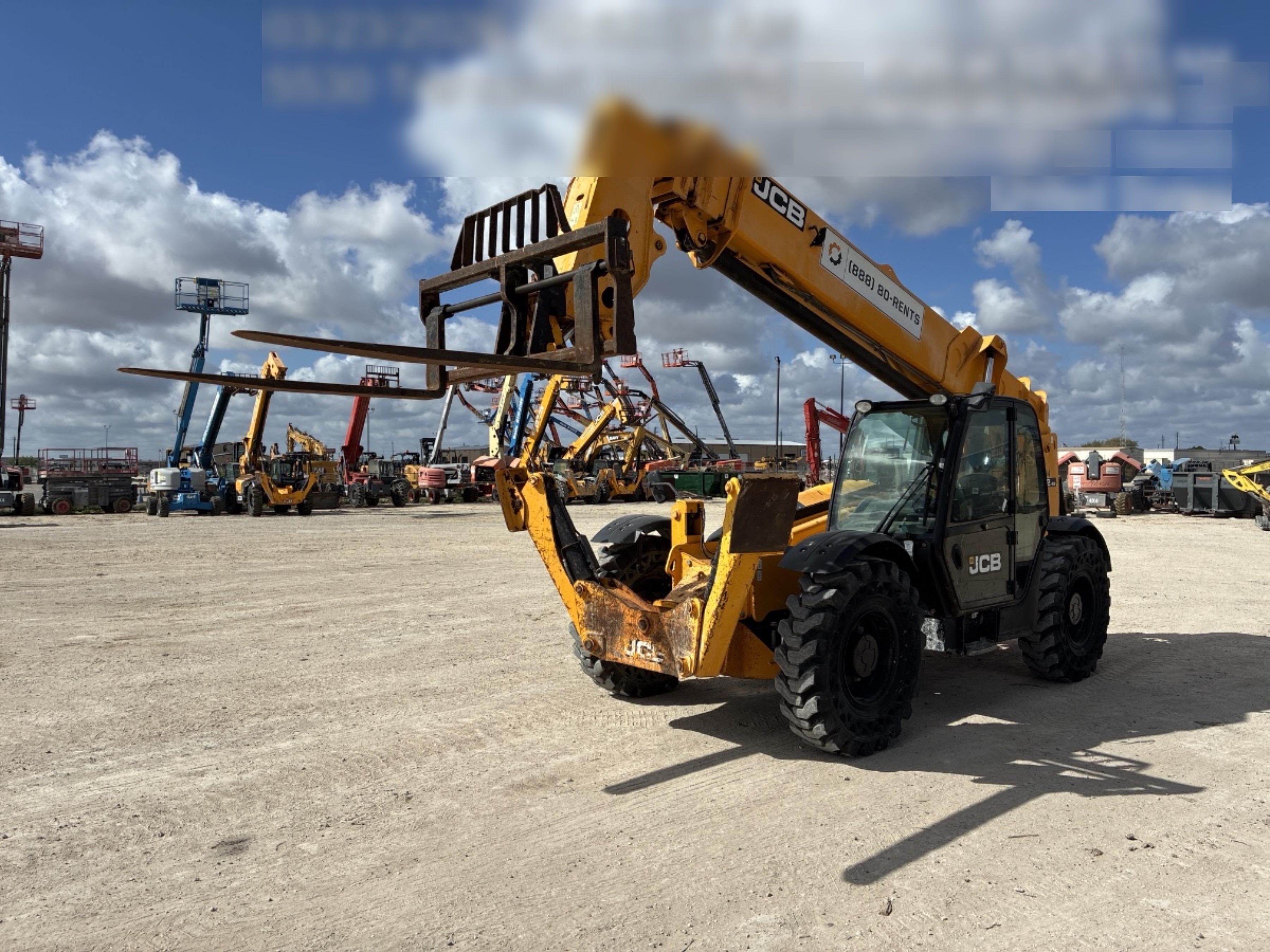 2020 JCB 512-56