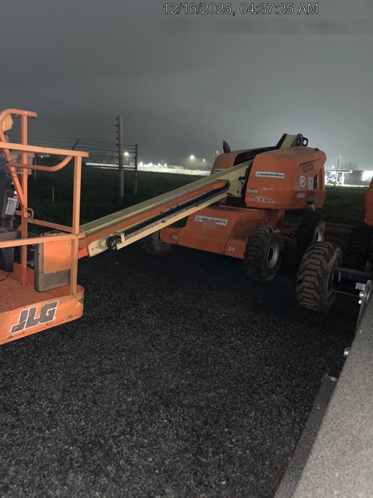 2020 JLG 400S