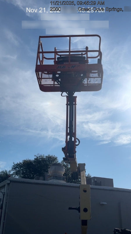 2019 JLG E450AJ