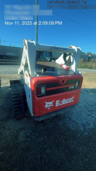 2021 BOBCAT T740