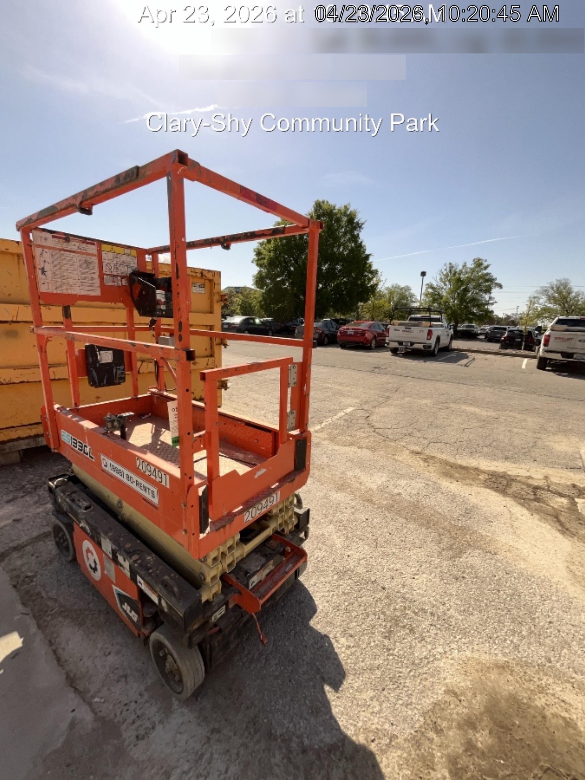 2022 JLG ES1330L