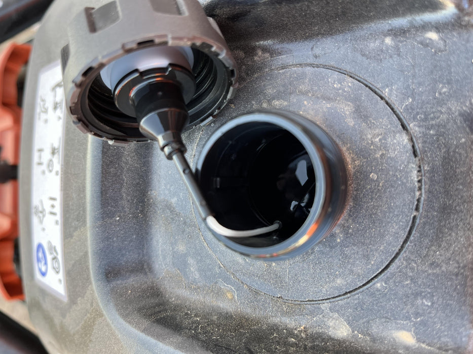 2024 HUSQVARNA LT6005