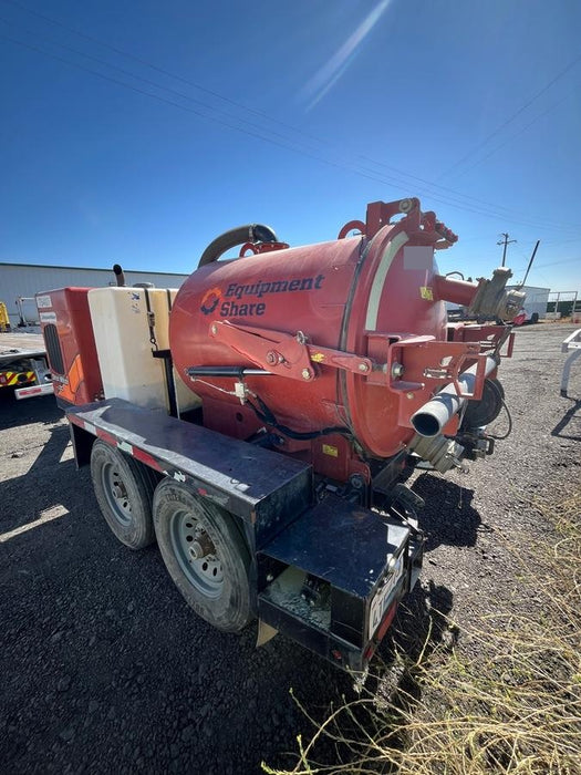 2020 Ditch Witch HX30 500G Spoils Tank, 80G Water Tank, 48" Lance, #3 Nozzel, VT9H 500 GAL HYD TRAILER