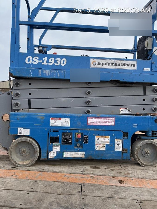 2019 Genie GS-1930 Fixed rails with chain Entry